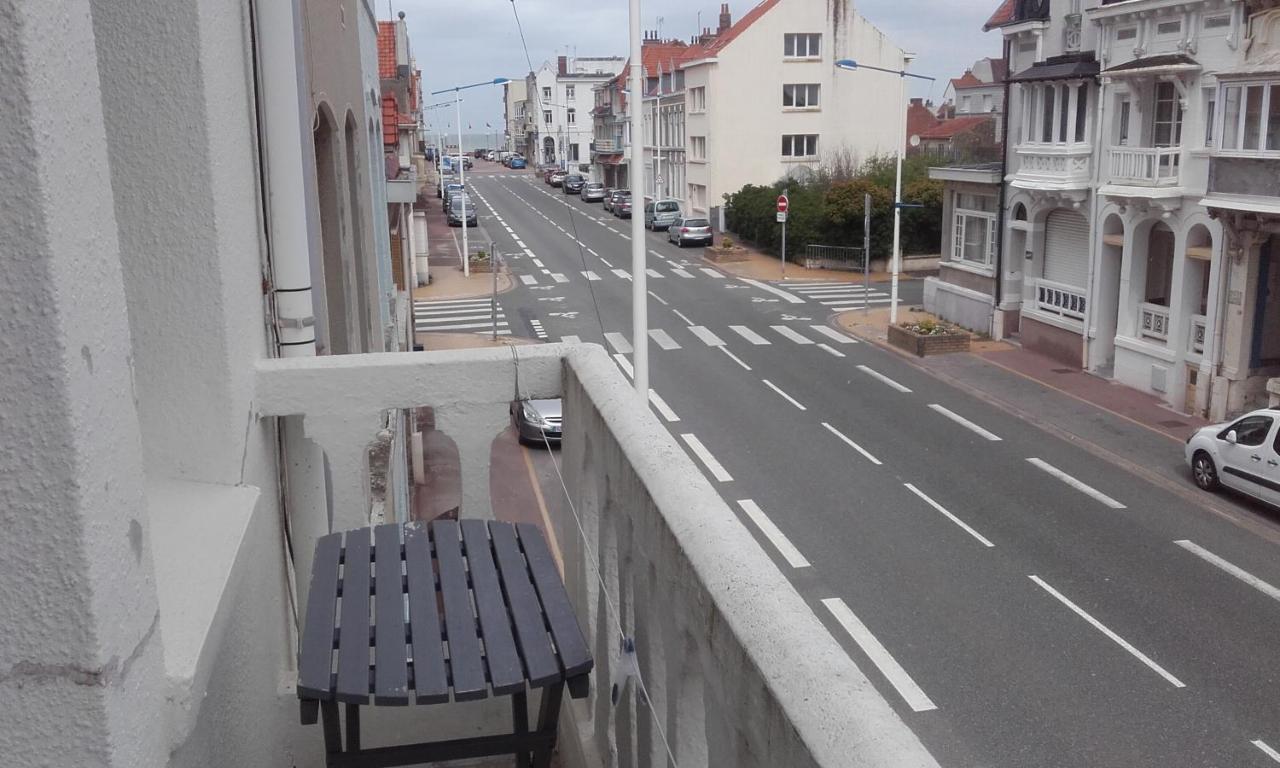 Beau T2 A 200 M Plage Proche Commerces Et Restaurants Appartement Bray-Dunes Buitenkant foto